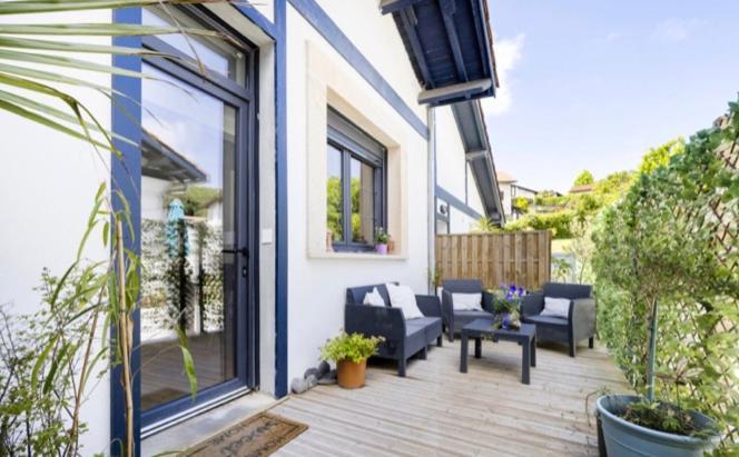 Loft Frontiere Montagne Et Plage Urrugne Exterior foto